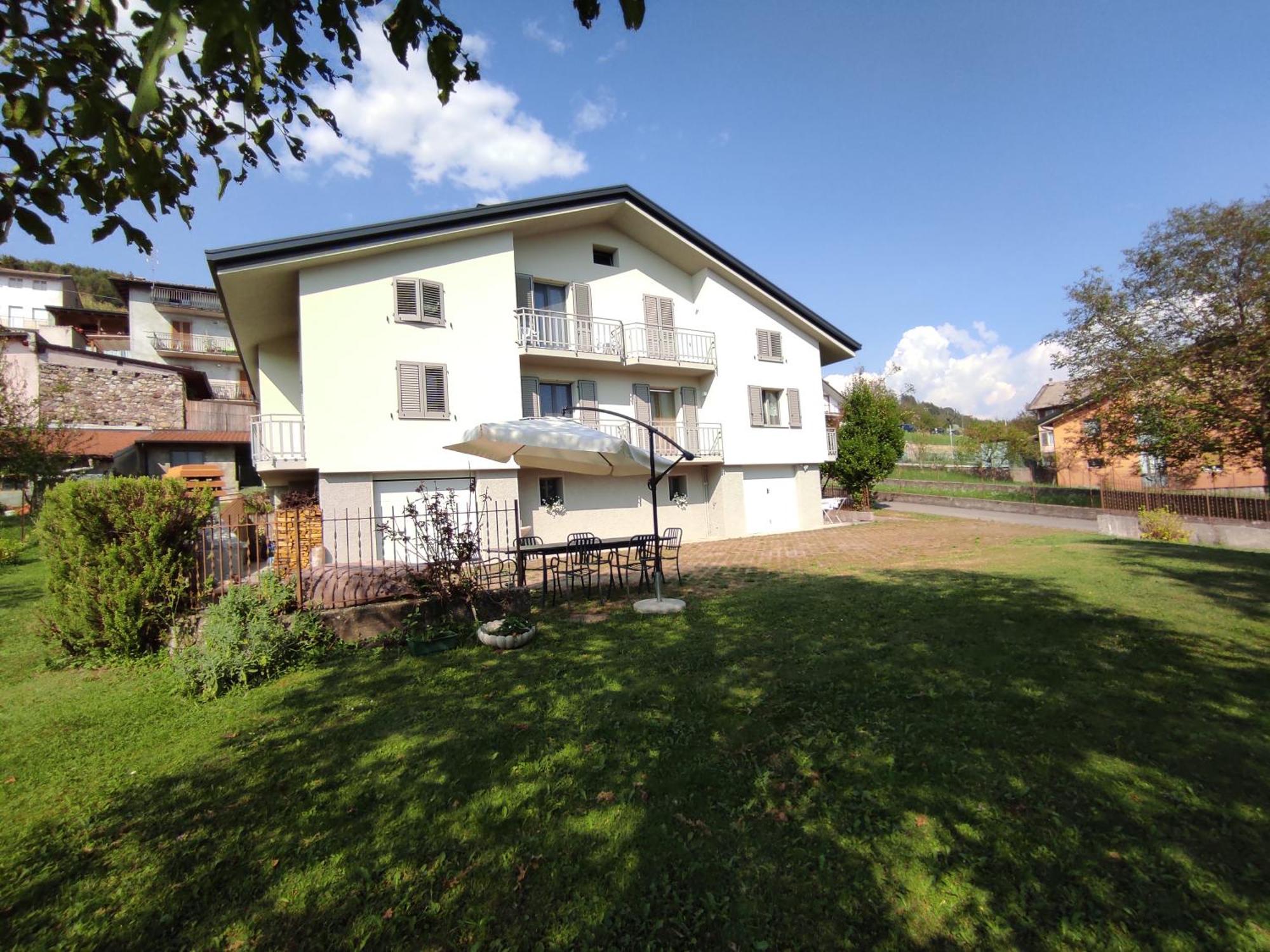 Attic House Mountain Lake Iseo Hospitality Боссико Экстерьер фото